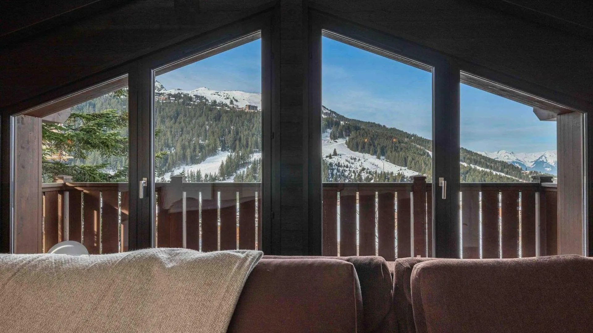 Apartmán Courchevel : Appartement 2 Chambres Avec Parking Et Wifi - Fr-1-563-160 Francie